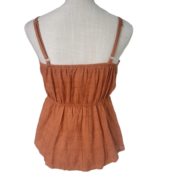 Eyeshadow Crochet Trim Cami Top Size Medium - Picture 6 of 6